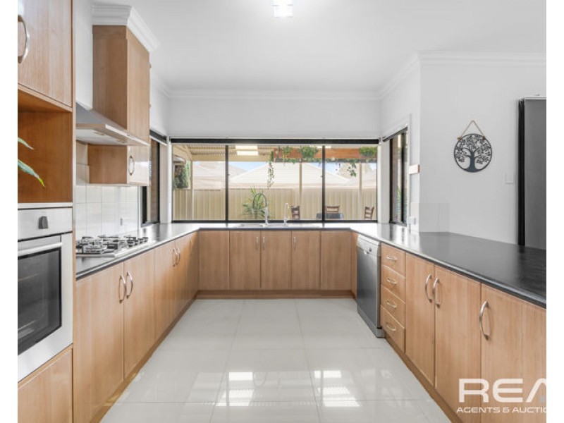 4 Rateki Close, Burton SA 5110
