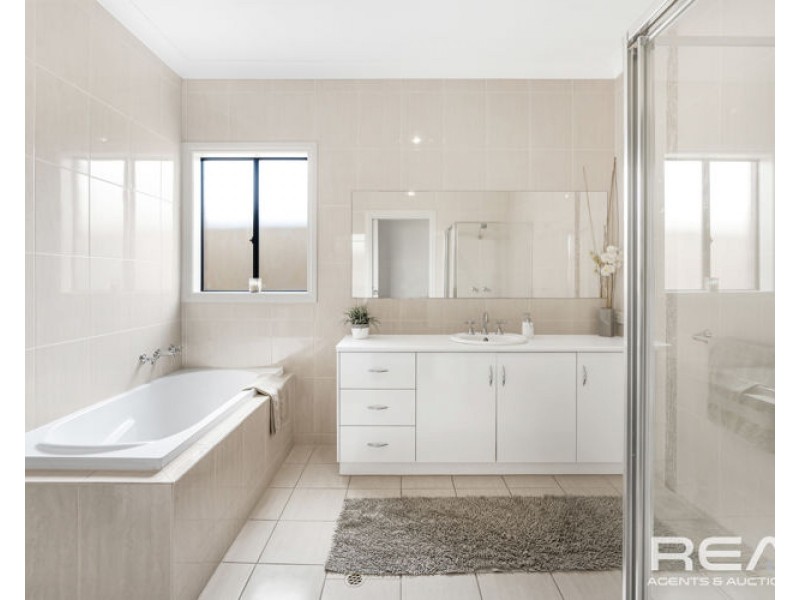 4 Rateki Close, Burton SA 5110