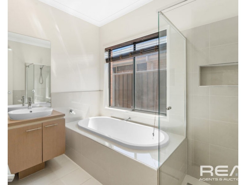 43 The Avenue, Blakeview SA 5114