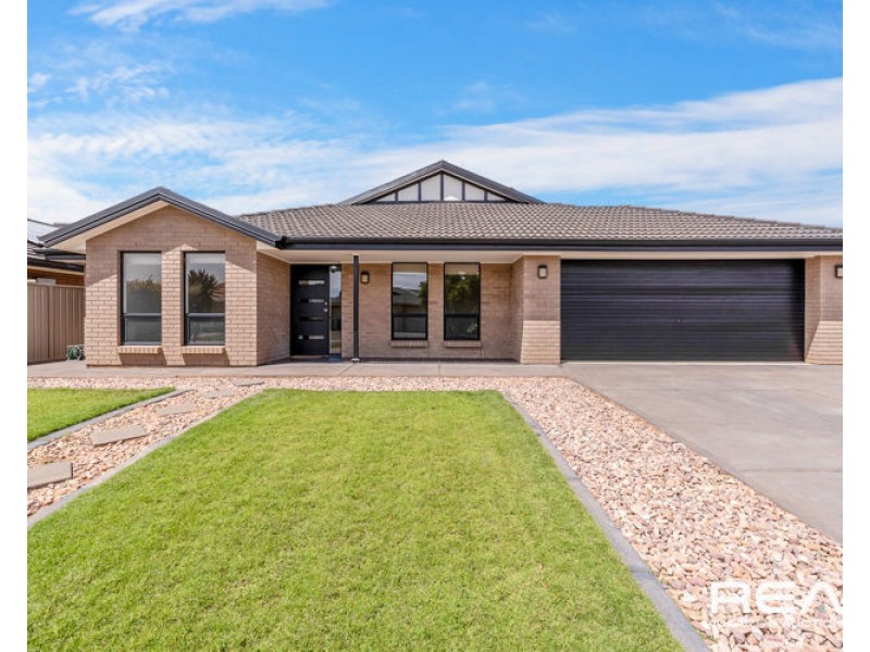 12 Lucy Drive, Munno Para West SA 5115
