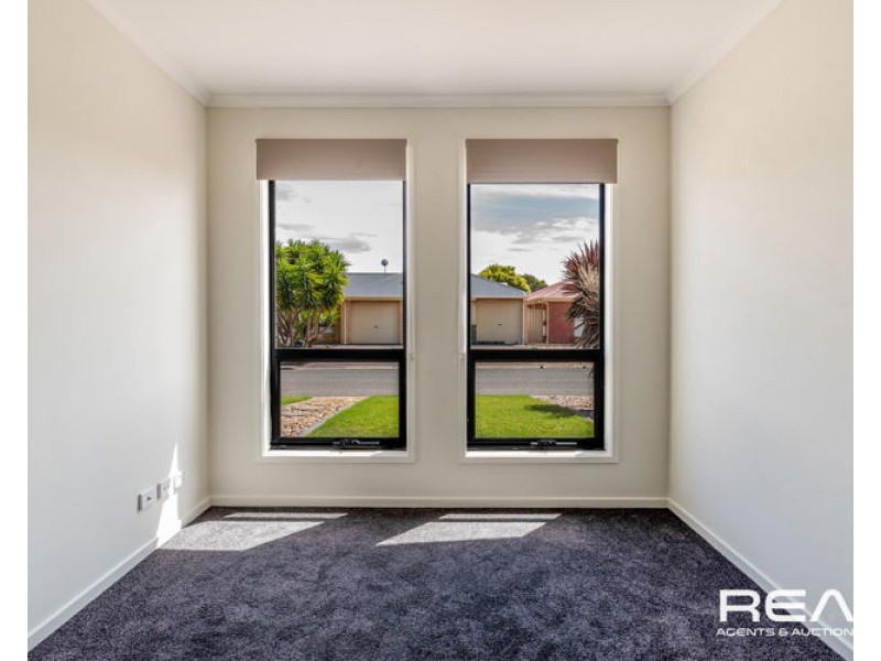12 Lucy Drive, Munno Para West SA 5115