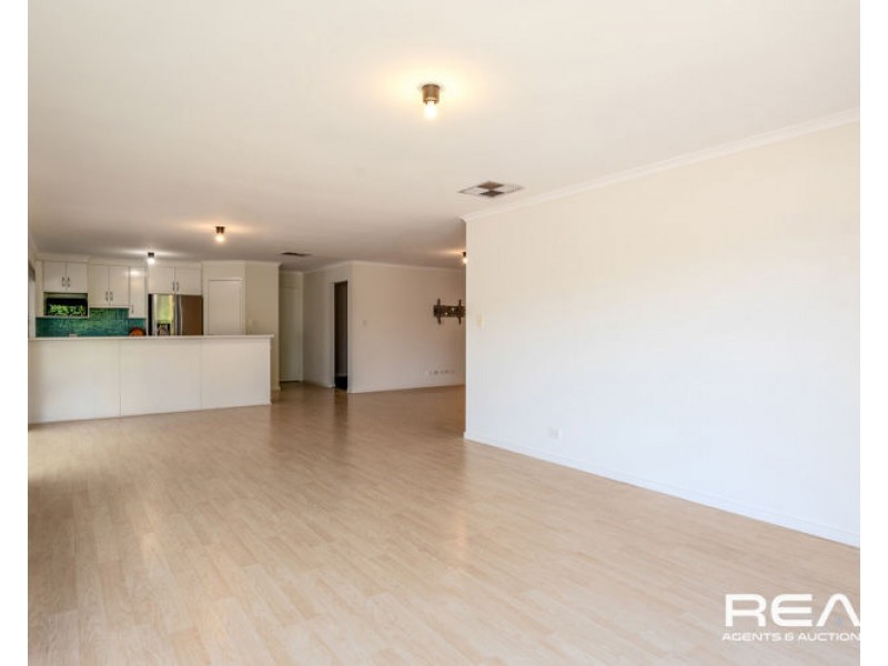 12 Lucy Drive, Munno Para West SA 5115