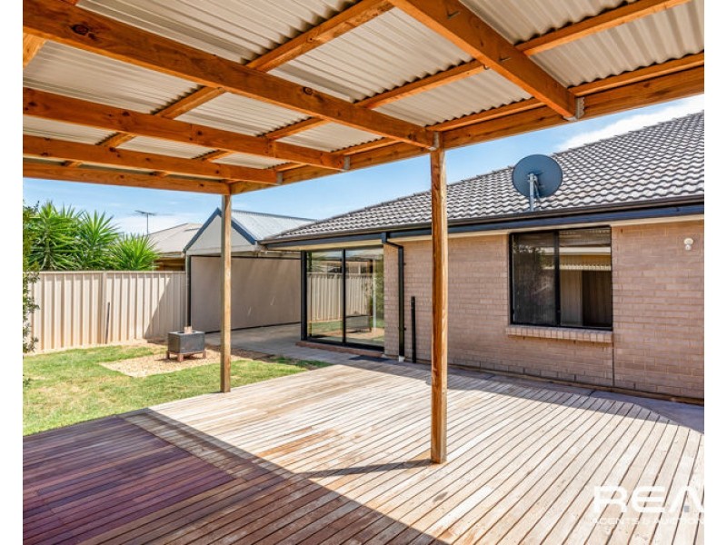 12 Lucy Drive, Munno Para West SA 5115