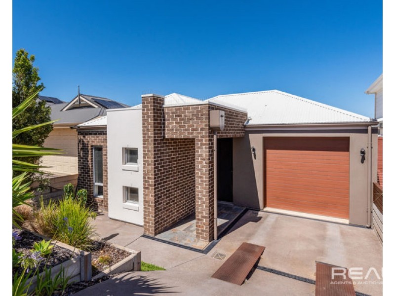 15 Ascot Circuit, Golden Grove SA 5125