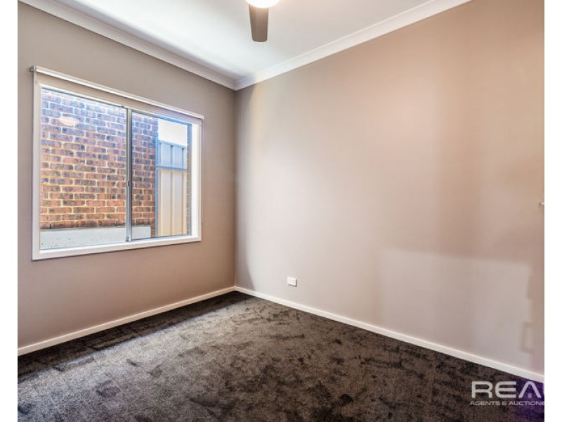 15 Ascot Circuit, Golden Grove SA 5125