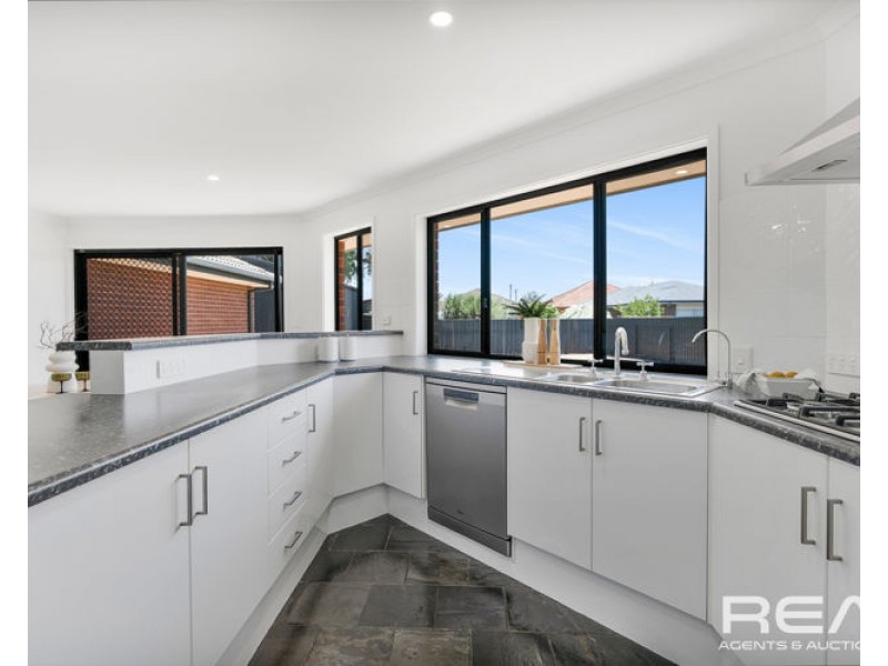 9 Kingston Avenue, Royal Park SA 5014