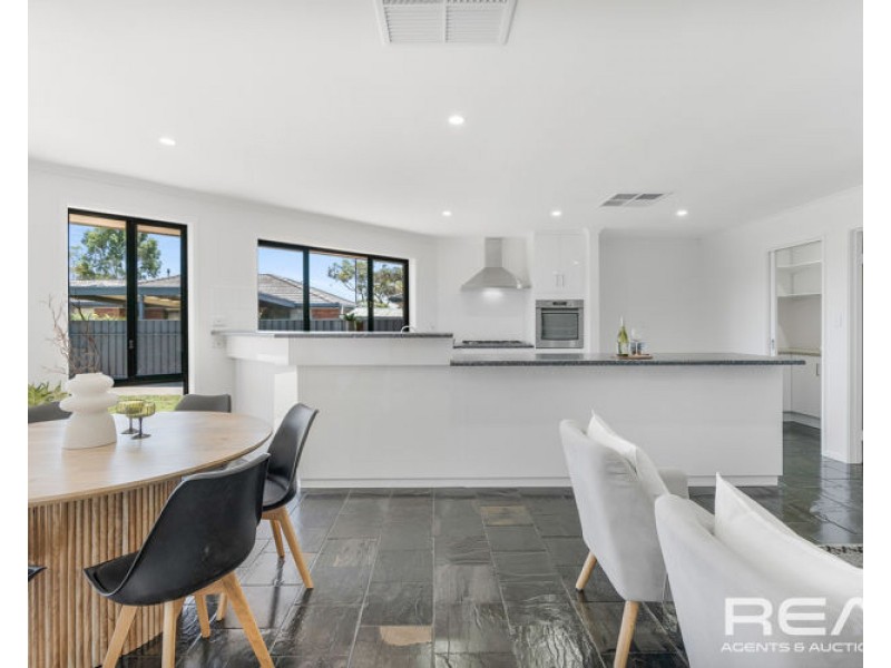 9 Kingston Avenue, Royal Park SA 5014