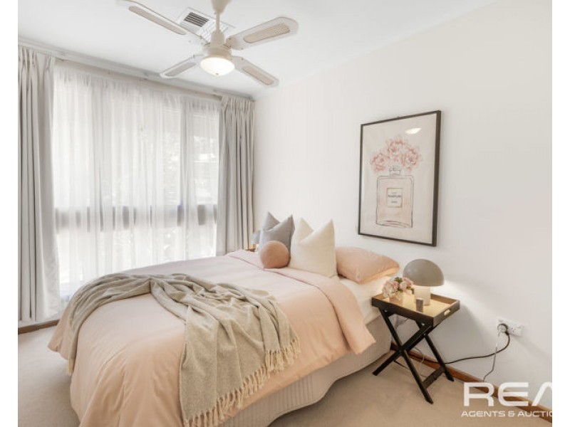 53 Flinders Drive, Valley View SA 5093