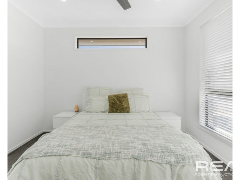 9 Eucalyptus Crescent, Andrews Farm SA 5114