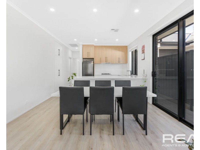 9 Eucalyptus Crescent, Andrews Farm SA 5114