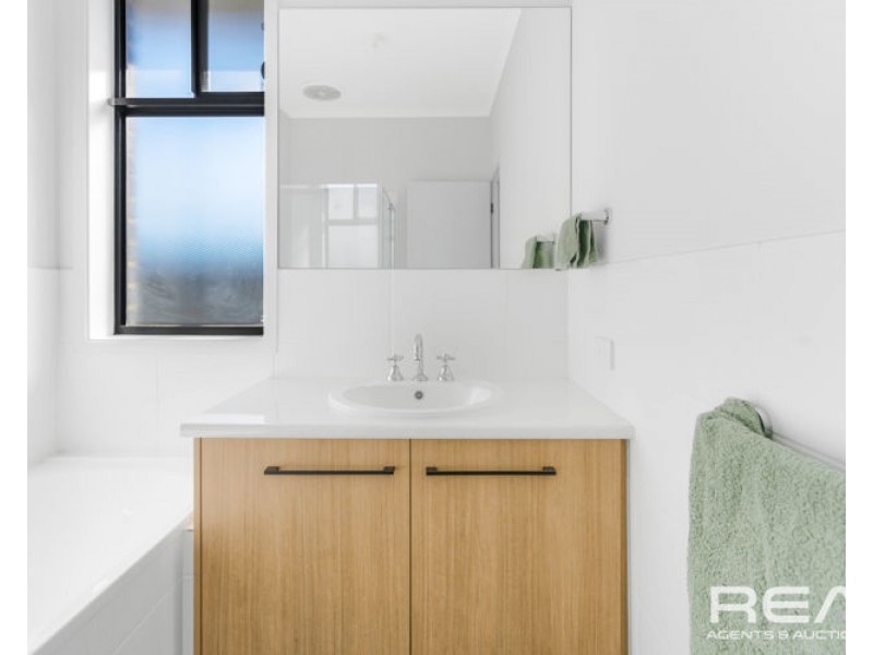 9 Eucalyptus Crescent, Andrews Farm SA 5114