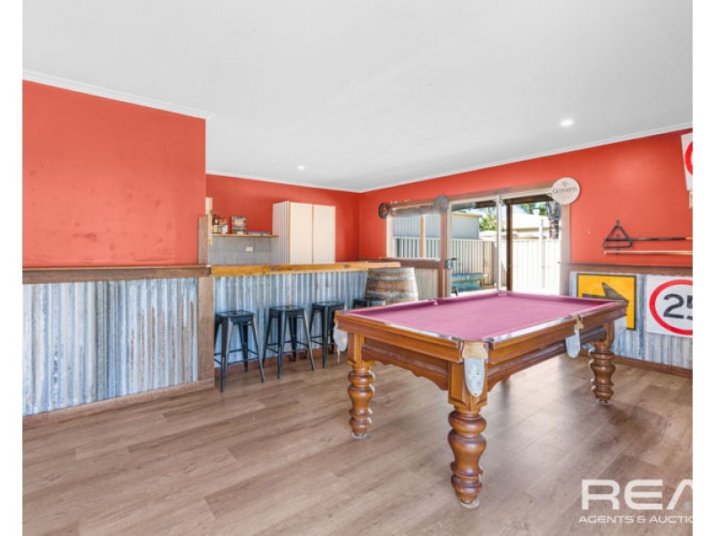 10 Ponderosa Road, Munno Para West SA 5115