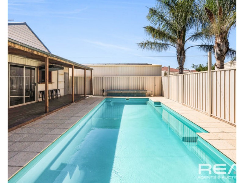 10 Ponderosa Road, Munno Para West SA 5115