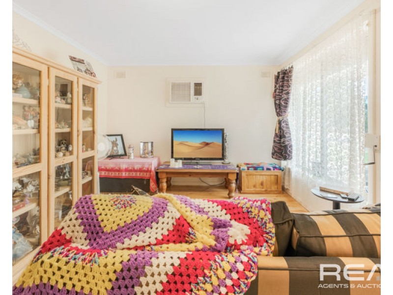 40 Marcian Avenue, Elizabeth Downs SA 5113