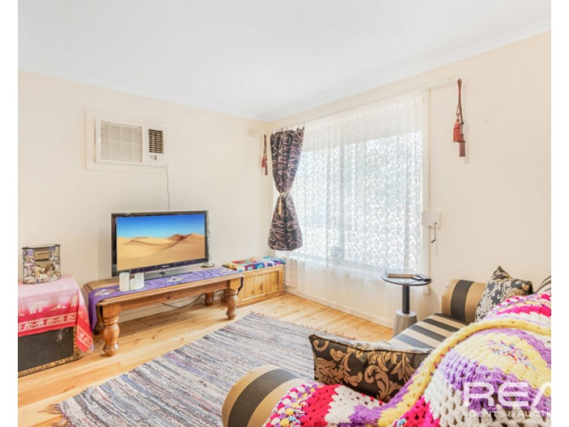 40 Marcian Avenue, Elizabeth Downs SA 5113