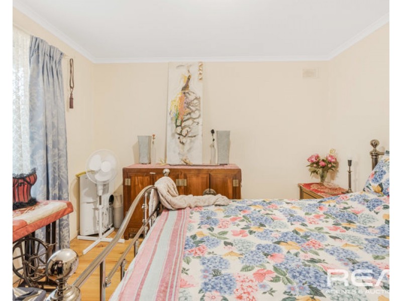 40 Marcian Avenue, Elizabeth Downs SA 5113