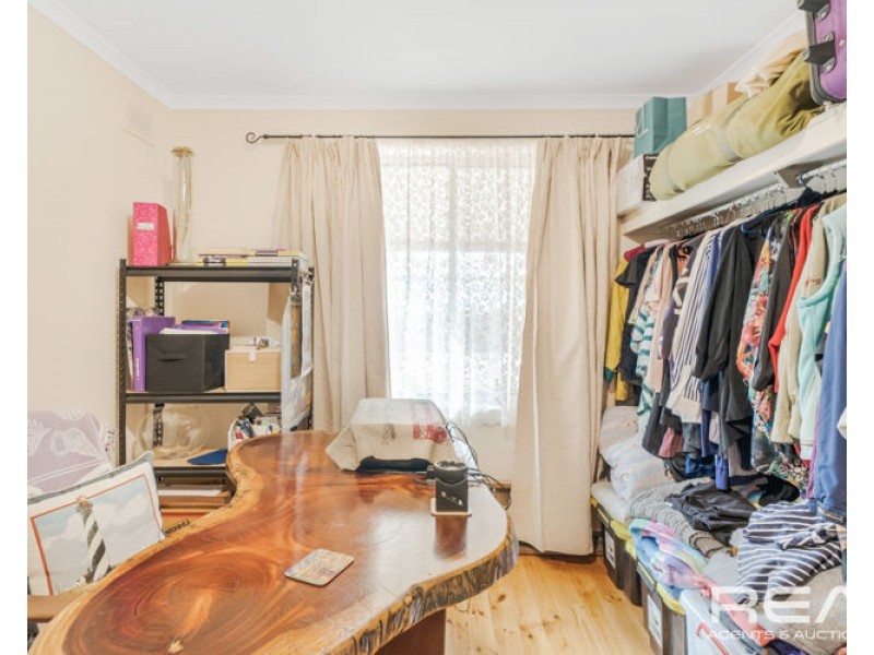 40 Marcian Avenue, Elizabeth Downs SA 5113