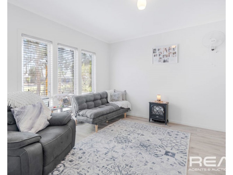 19 Centenary Circuit, Andrews Farm SA 5114