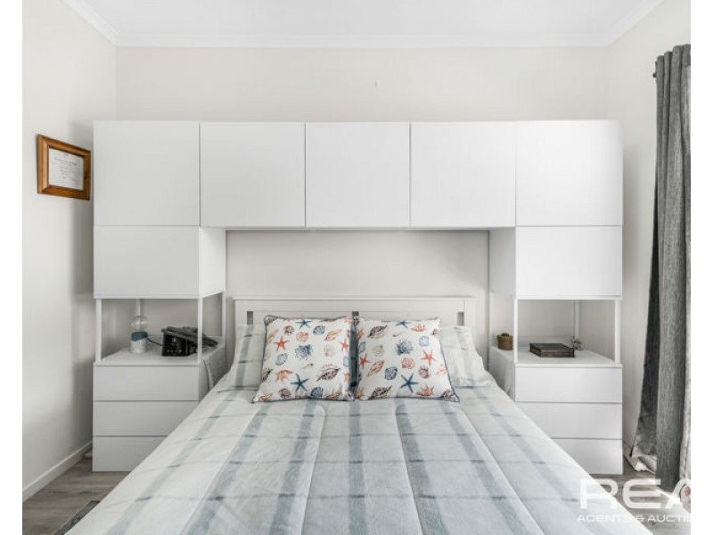 19 Centenary Circuit, Andrews Farm SA 5114