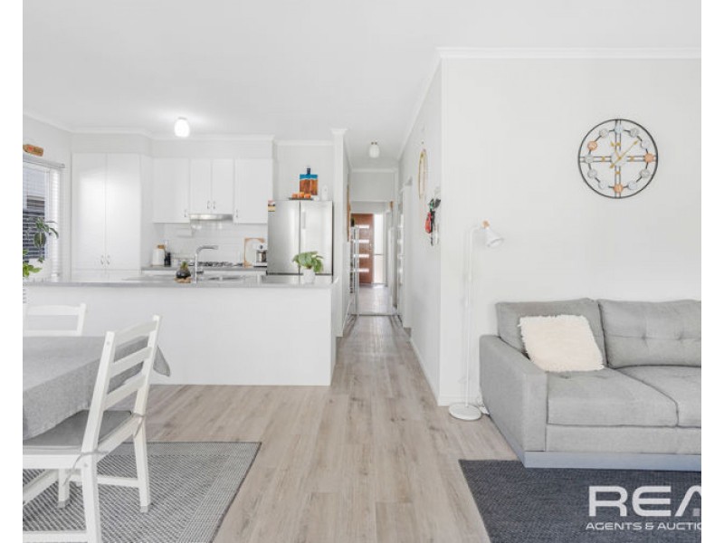 19 Centenary Circuit, Andrews Farm SA 5114