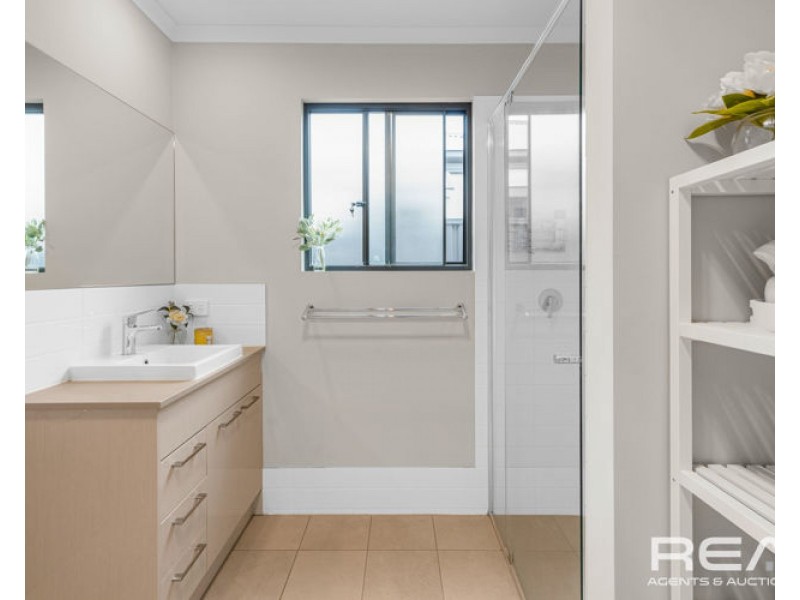 64/60A Strathaird Boulevard, Smithfield SA 5114