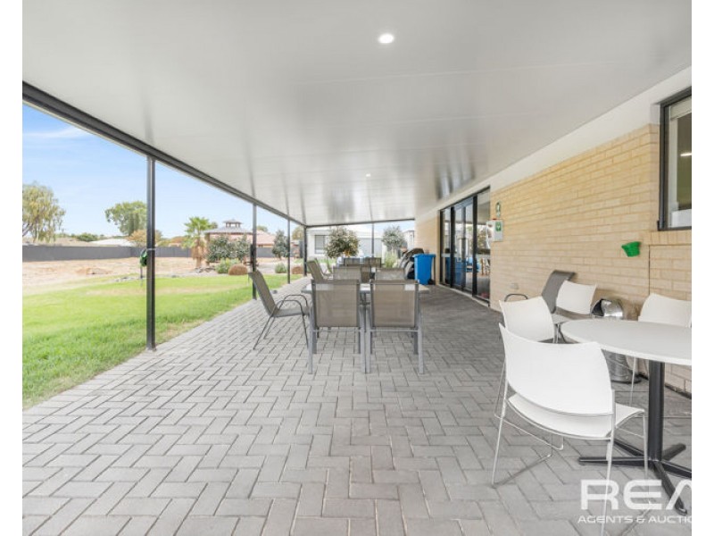 64/60A Strathaird Boulevard, Smithfield SA 5114