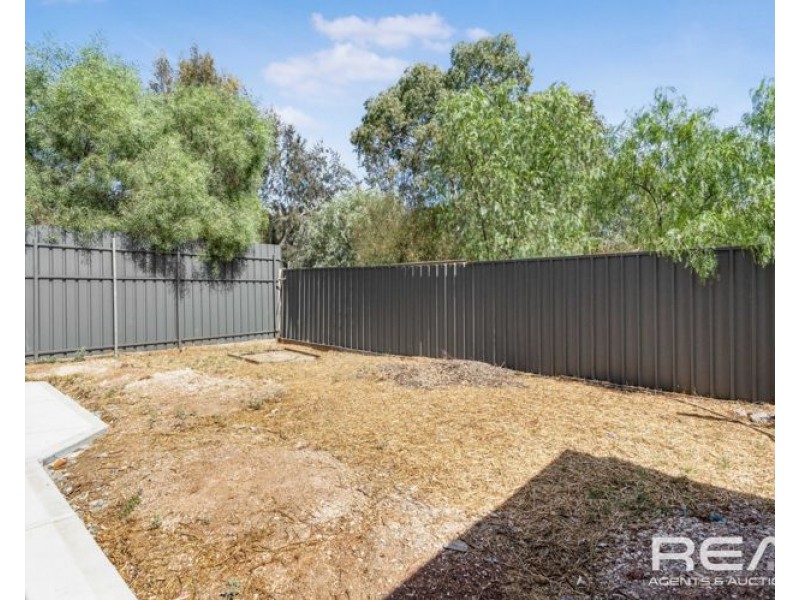 7 Arcadia Drive, Smithfield SA 5114