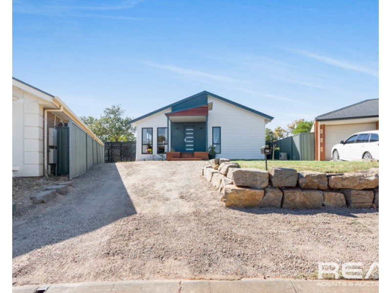 14 Trafalgar Drive, Elizabeth Park SA 5113