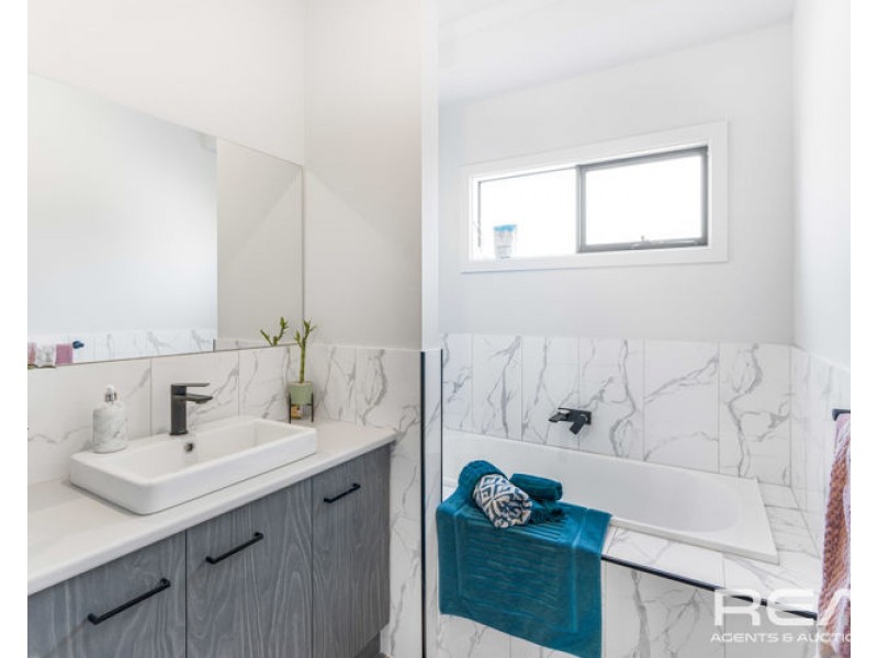 14 Trafalgar Drive, Elizabeth Park SA 5113