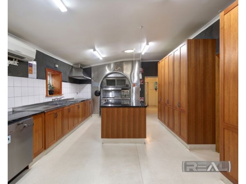 2 Wakefield Road, Leasingham SA 5452