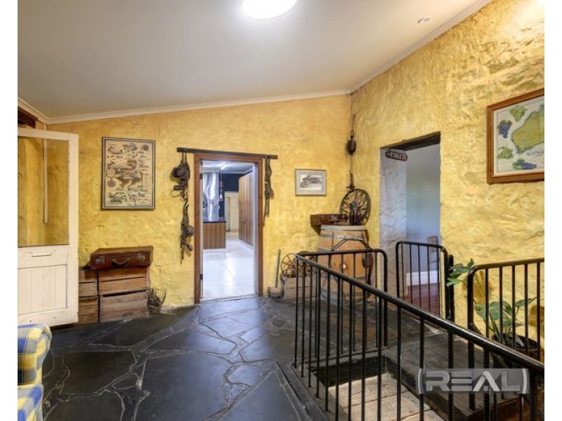 2 Wakefield Road, Leasingham SA 5452