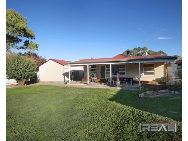 2 Wakefield Road, Leasingham SA 5452