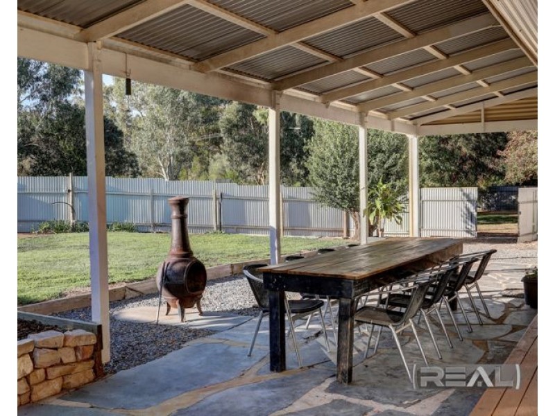 2 Wakefield Road, Leasingham SA 5452