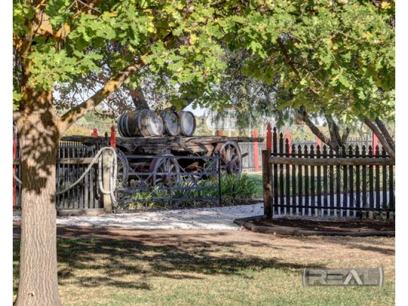 2 Wakefield Road, Leasingham SA 5452