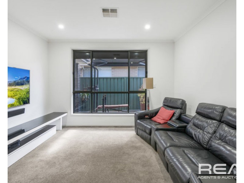 118 The Boulevard, Parafield Gardens SA 5107