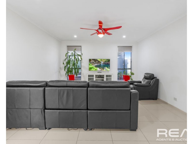118 The Boulevard, Parafield Gardens SA 5107