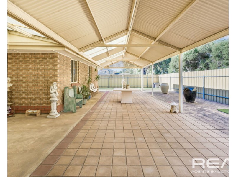 1 Alberta Drive, Burton SA 5110