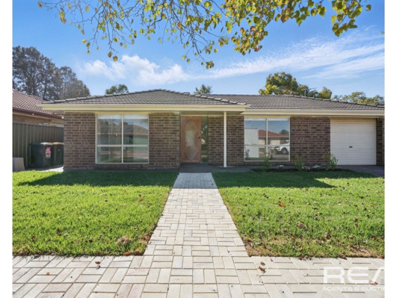 6 Pyrus Crescent, Andrews Farm SA 5114