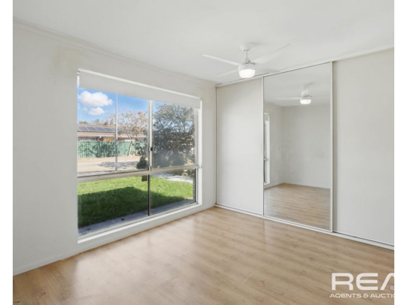 6 Pyrus Crescent, Andrews Farm SA 5114