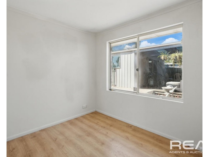 6 Pyrus Crescent, Andrews Farm SA 5114