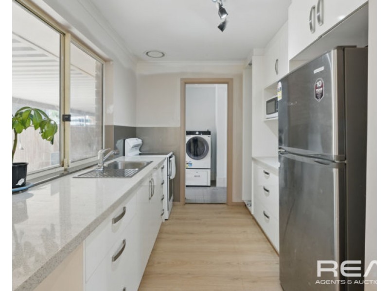 6 Pyrus Crescent, Andrews Farm SA 5114