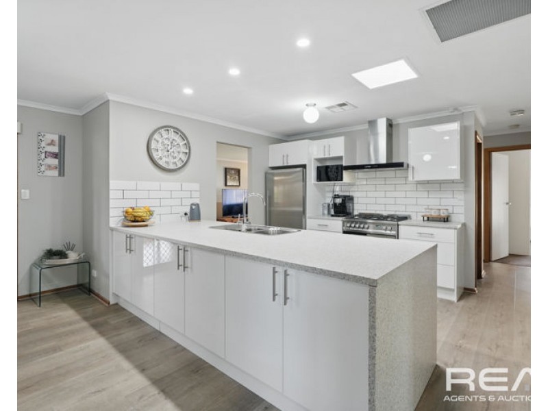 5 Linwood Grove, Hillbank SA 5112