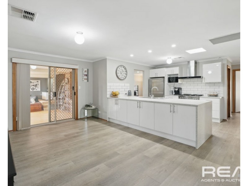 5 Linwood Grove, Hillbank SA 5112