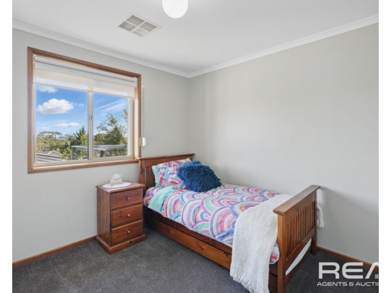 5 Linwood Grove, Hillbank SA 5112