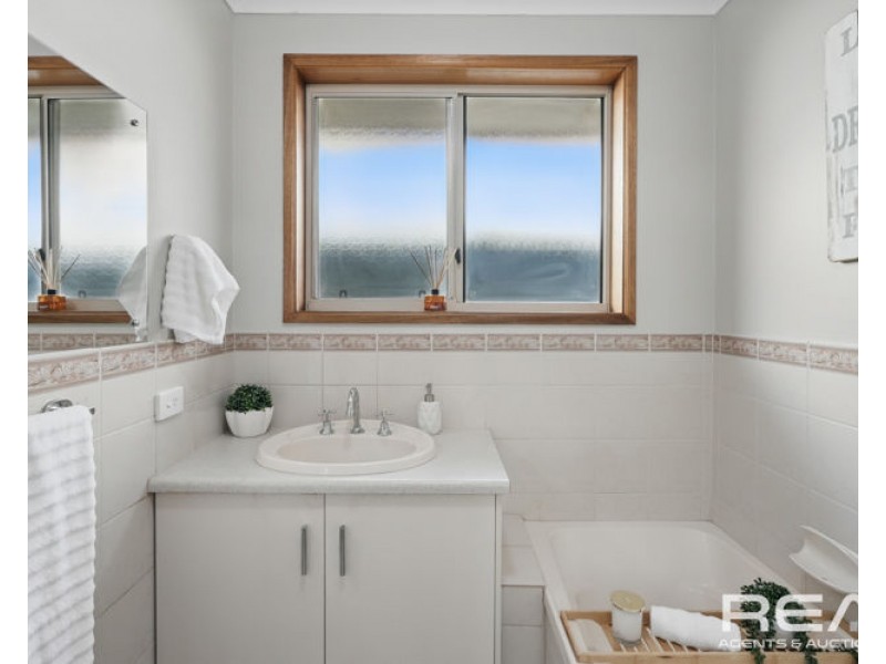 5 Linwood Grove, Hillbank SA 5112