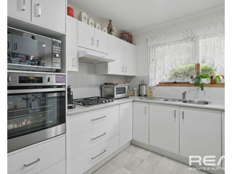 9 Leyden Court, Salisbury Downs SA 5108