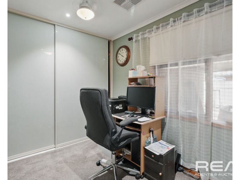 9 Leyden Court, Salisbury Downs SA 5108