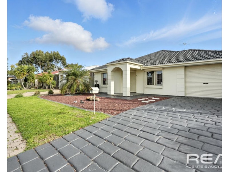 17 The Boulevard, Parafield Gardens SA 5107