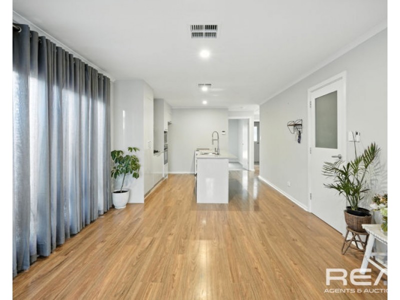 79/60A Strathaird Boulevard, Smithfield SA 5114