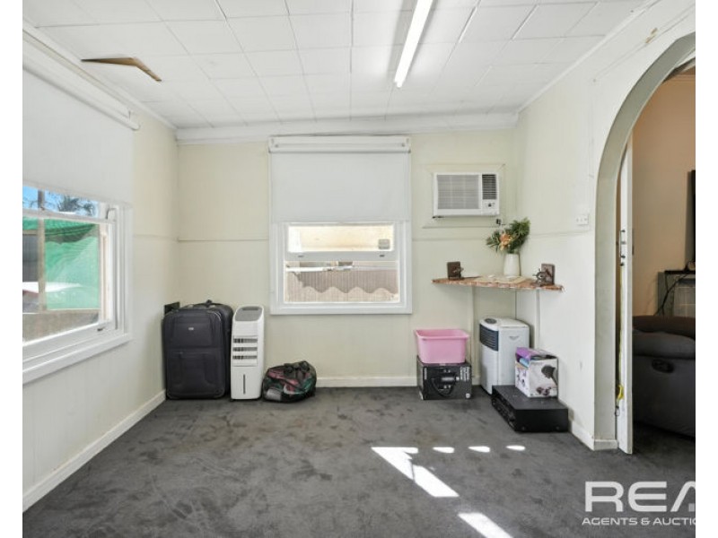 19 Patterson Rd, Elizabeth Park SA 5113